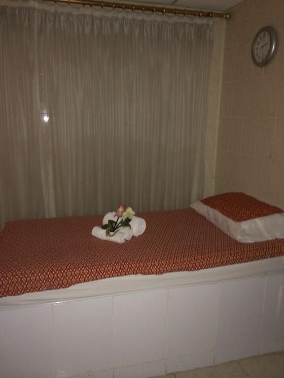 City Center Hotel Манама Экстерьер фото
