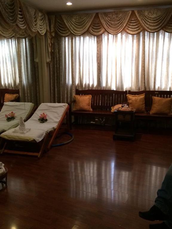 City Center Hotel Манама Экстерьер фото